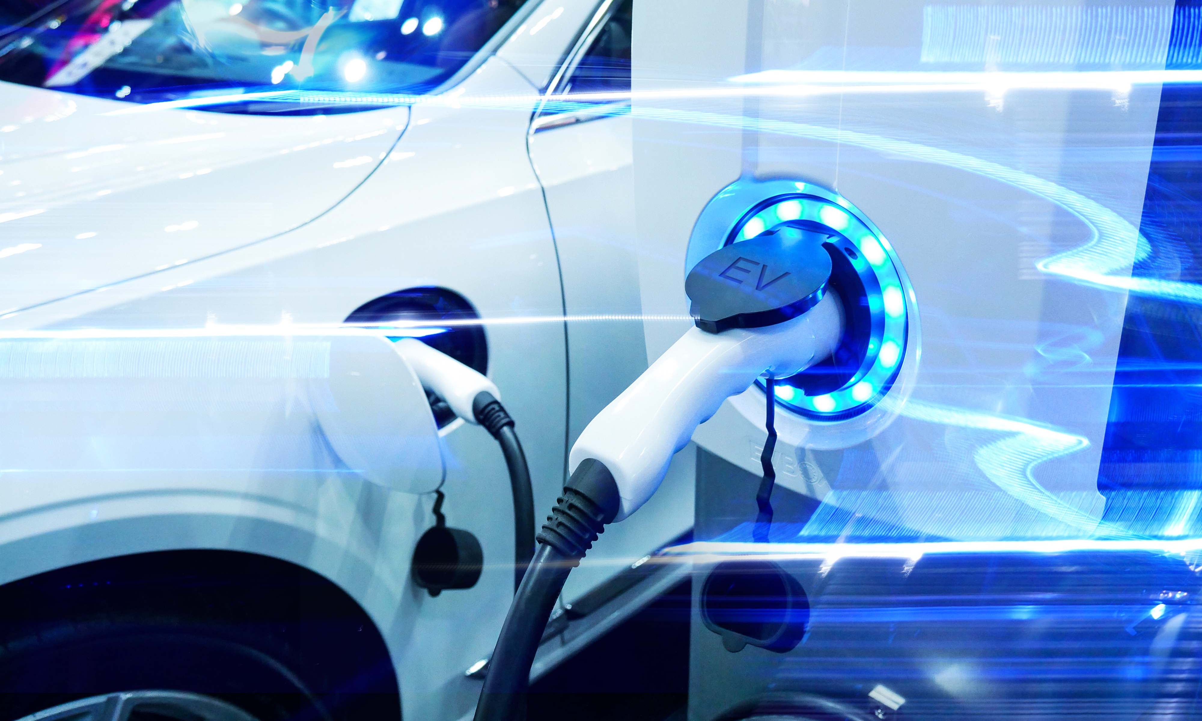 Auto parts makers shine spotlight on aluminium's role in electric vehicles